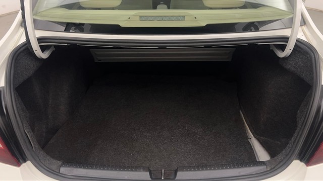 Second-hand 2020 Ford Fiesta Petrol Style for sale in Chandigarh-9