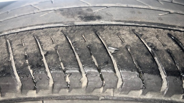 Second-hand 2020 Ford Fiesta Petrol Style for sale in Chandigarh-34