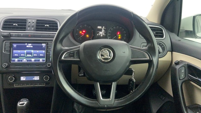 Second-hand 2020 Ford Fiesta Petrol Style for sale in Chandigarh-23