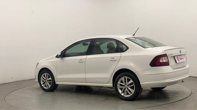 Second-hand 2020 Ford Fiesta Petrol Style for sale in Chandigarh-5