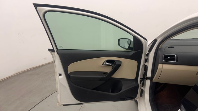 Second-hand 2020 Ford Fiesta Petrol Style for sale in Chandigarh-30