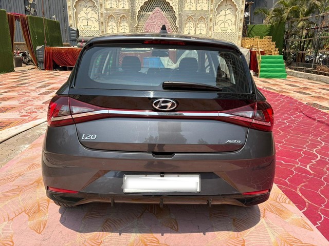 Second-hand 2020 Hyundai i20 Asta IVT for sale in Mumbai-2