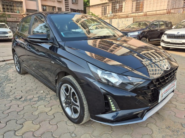 Second-hand 2024 Hyundai i20 Sportz IVT for sale in Mumbai-13