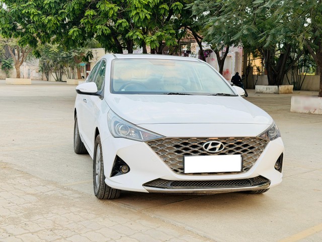 Second-hand 2022 Hyundai Verna SX for sale in Pune-6