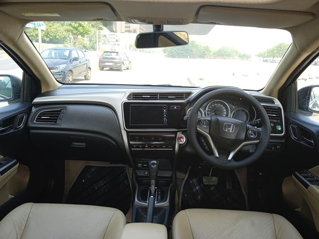 Honda City i-VTEC CVT VX Second-hand 2017 Honda City i-VTEC CVT VX for sale in Ahmedabad-6