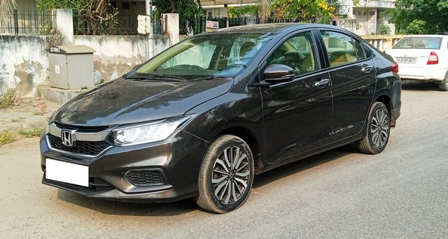 Honda City i-VTEC CVT VX Second-hand 2017 Honda City i-VTEC CVT VX for sale in Ahmedabad-3