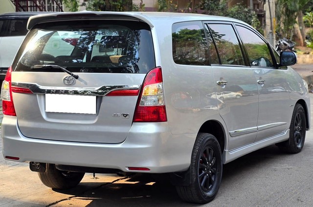 Second-hand 2014 Toyota Innova 2.5 VX (Diesel) 8 Seater for sale in Bangalore-8