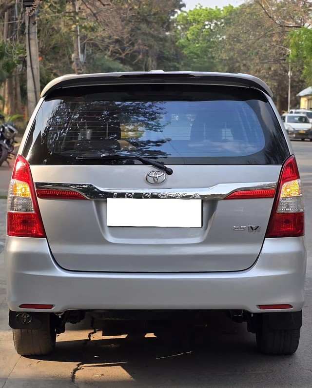 Second-hand 2014 Toyota Innova 2.5 VX (Diesel) 8 Seater for sale in Bangalore-1