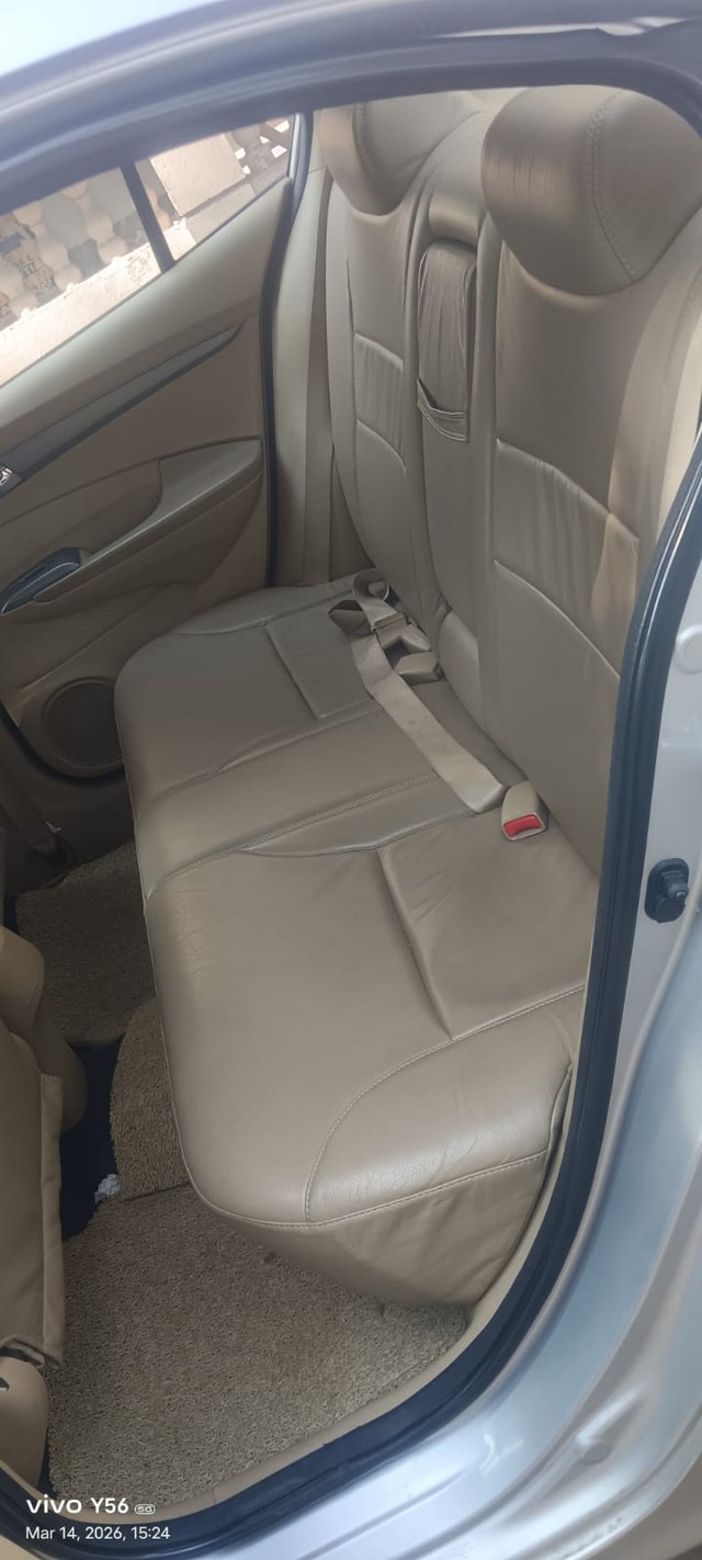 Honda City V MT Second-hand 2012 Honda City V MT for sale in Chennai-13