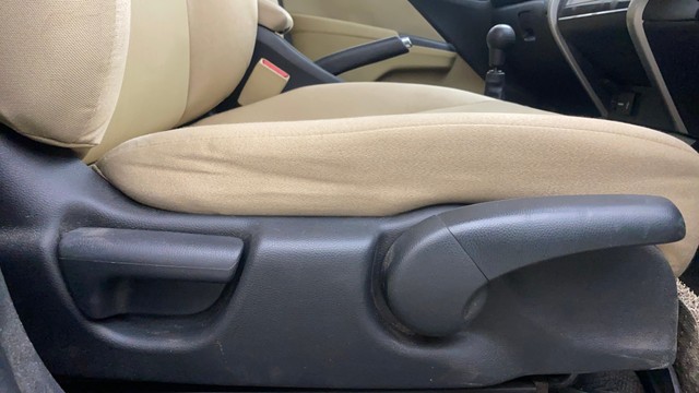 Second-hand 2018 Honda City i-VTEC V for sale in Hyderabad-18