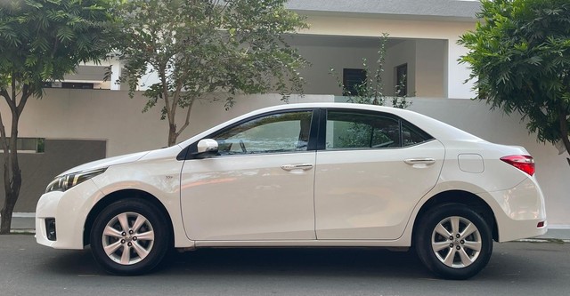 Toyota Corolla Altis G AT Second-hand 2014 Toyota Corolla Altis G AT for sale in Coimbatore-4