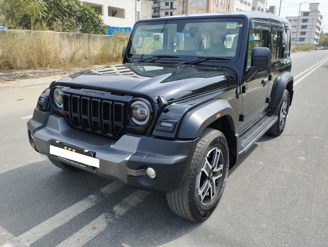 Second-hand 2024 Mahindra Thar ROXX MX5 RWD Diesel AT for sale in New Delhi-4