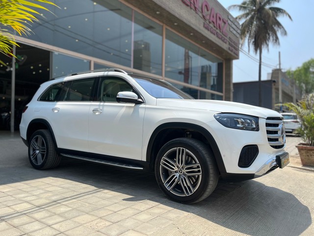 Mercedes-Benz GLS 450d 4matic Second-hand 2024 Mercedes-Benz GLS 450d 4matic for sale in Bangalore-12