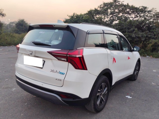 Second-hand 2023 Mahindra XUV700 AX5 7 Str Diesel AT for sale in New Delhi-11