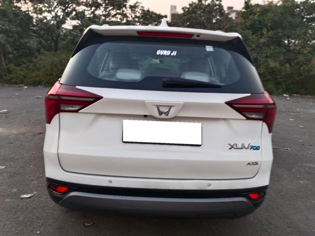Second-hand 2023 Mahindra XUV700 AX5 7 Str Diesel AT for sale in New Delhi-13