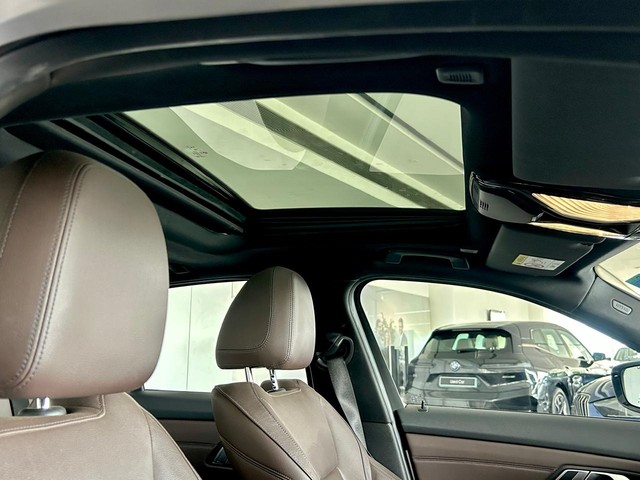 BMW 3 Series 330i M Sport Second-hand 2022 BMW 3 Series 330i M Sport for sale in Gurgaon-8