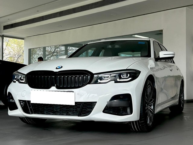 BMW 3 Series 330i M Sport Second-hand 2022 BMW 3 Series 330i M Sport for sale in Gurgaon-4