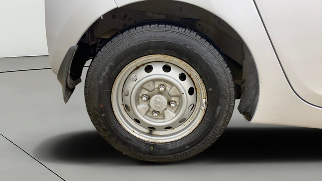 Second-hand 2016 Hyundai EON Era Plus for sale in Ahmedabad-24