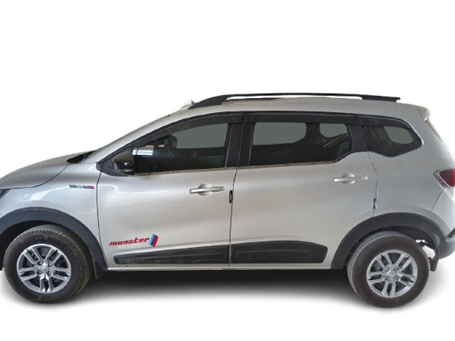 Second-hand 2024 Renault Triber RXT EASY-R AMT for sale in Coimbatore-5