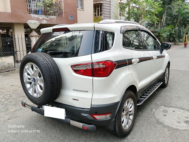 Second-hand 2014 Ford Ecosport 1.5 DV5 MT Titanium for sale in Kolkata-9
