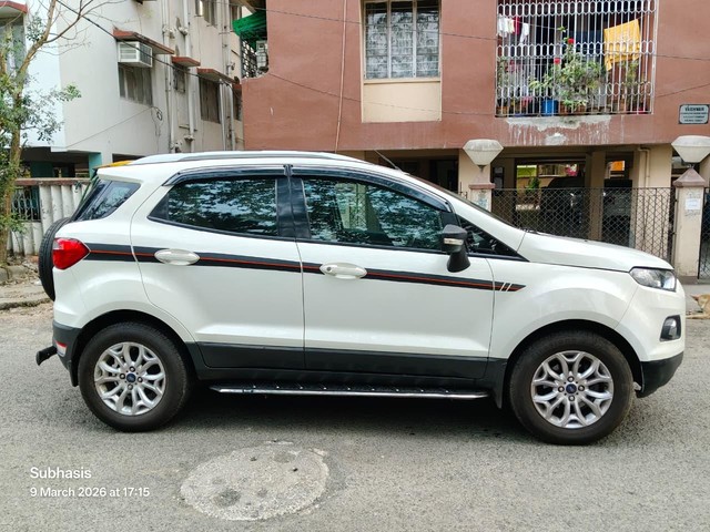 Second-hand 2014 Ford Ecosport 1.5 DV5 MT Titanium for sale in Kolkata-1