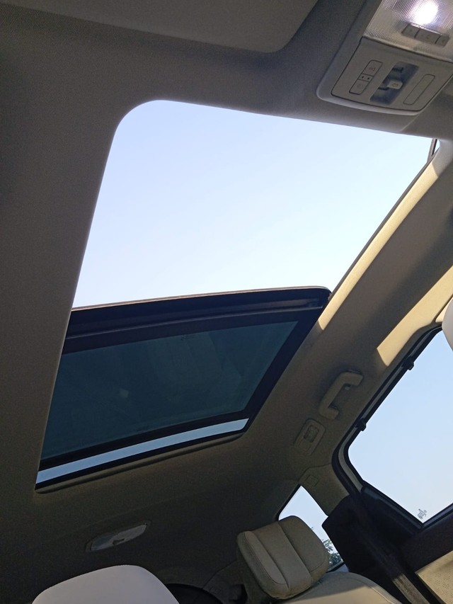 Second-hand 2024 Tata Safari Accomplished Plus AT for sale in Ahmedabad-8