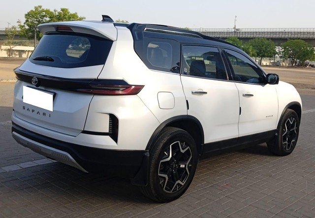 Second-hand 2024 Tata Safari Accomplished Plus AT for sale in Ahmedabad-1