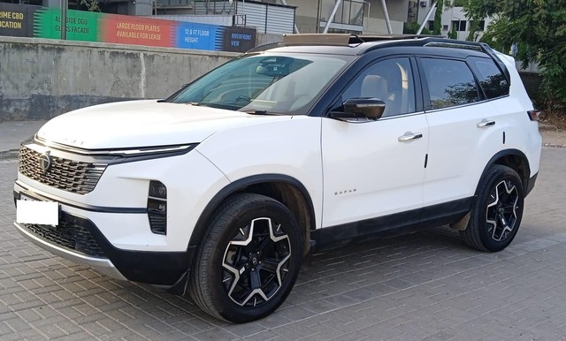 Second-hand 2024 Tata Safari Accomplished Plus AT for sale in Ahmedabad-7