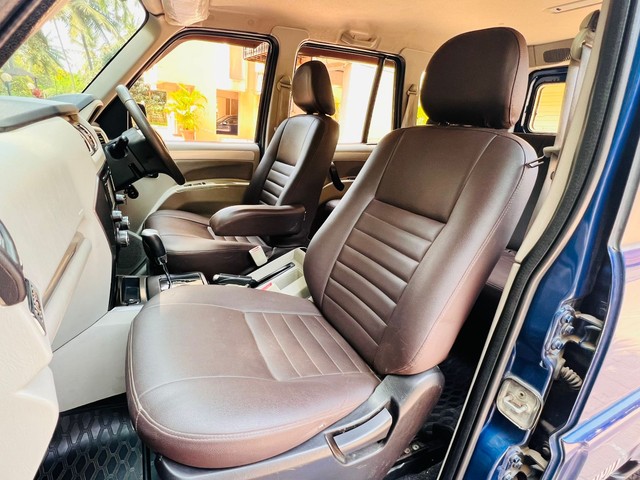 Mahindra Scorpio S10 AT 2WD Second-hand 2016 Mahindra Scorpio S10 AT 2WD for sale in Mumbai-5