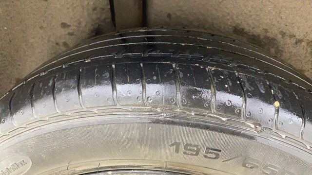 Ford Ecosport 1.5 TDCi Trend BSIV Second-hand 2016 Ford Ecosport 1.5 TDCi Trend BSIV for sale in Ahmedabad-29