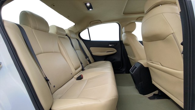 Honda City ZX MT Second-hand 2021 Honda City ZX MT for sale in Ahmedabad-16