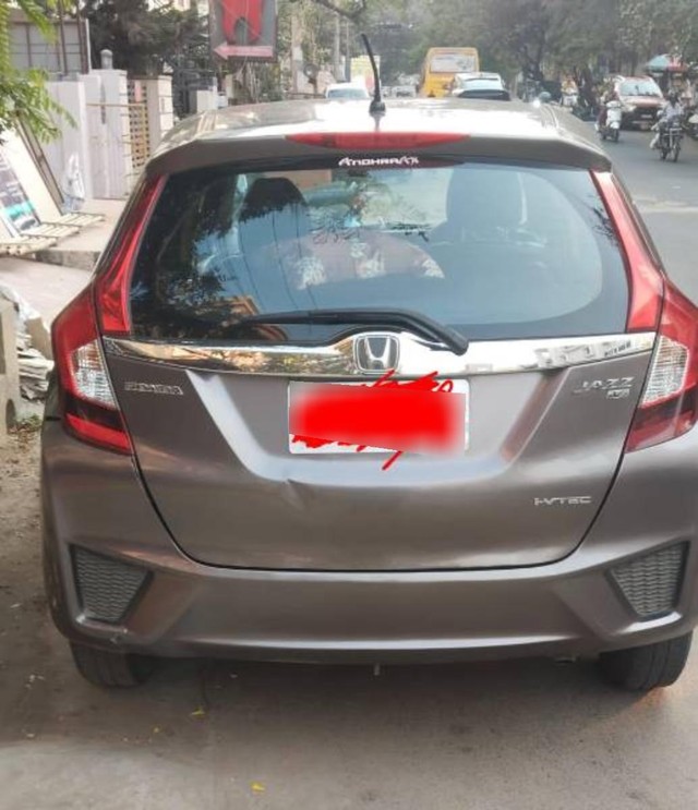 Second-hand 2016 Honda Jazz 1.2 V AT i VTEC for sale in Vizianagaram-1