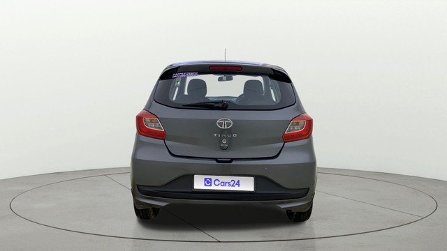 Tata Tiago XZ 2020-2022 Second-hand 2020 Tata Tiago XZ 2020-2022 for sale in Ahmedabad-3