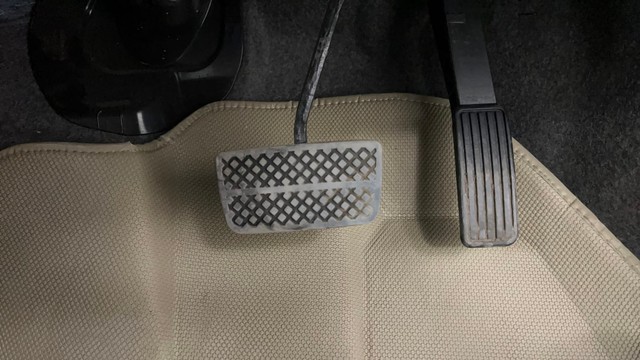 Second-hand 2023 Honda Amaze VX CVT Petrol for sale in Pune-14