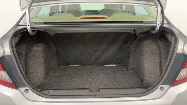 Second-hand 2023 Honda Amaze VX CVT Petrol for sale in Pune-9