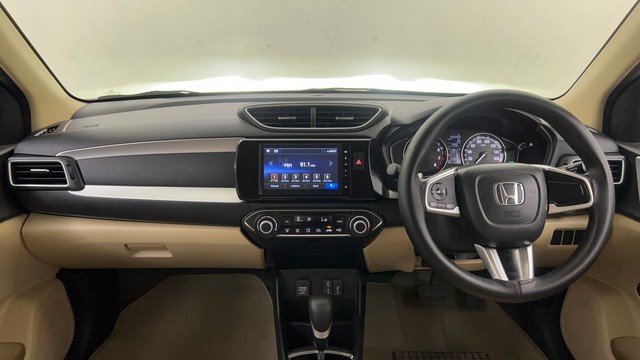 Second-hand 2023 Honda Amaze VX CVT Petrol for sale in Pune-11