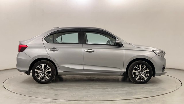 Second-hand 2023 Honda Amaze VX CVT Petrol for sale in Pune-2