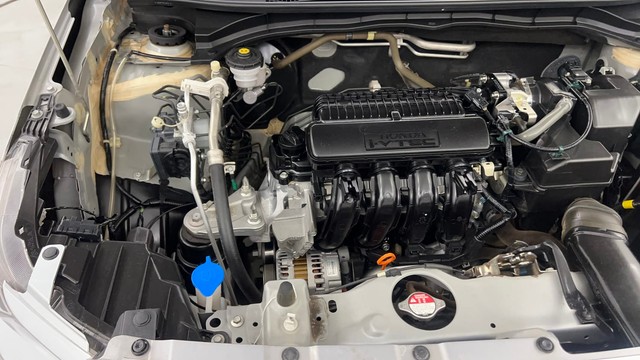 Second-hand 2023 Honda Amaze VX CVT Petrol for sale in Pune-36