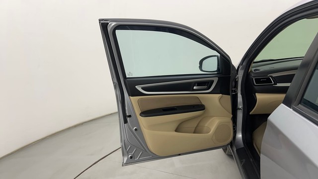 Second-hand 2023 Honda Amaze VX CVT Petrol for sale in Pune-31