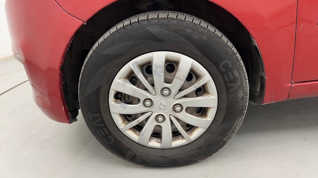 Second-hand 2013 Hyundai i20 Sportz Petrol for sale in Pune-20