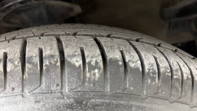 Second-hand 2013 Hyundai i20 Sportz Petrol for sale in Pune-39