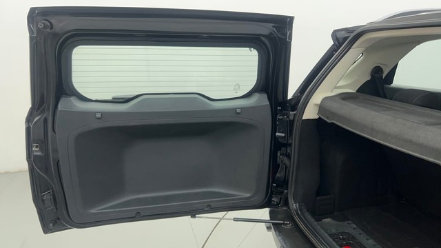 Second-hand 2018 Ford Ecosport Titanium for sale in Ahmedabad-27