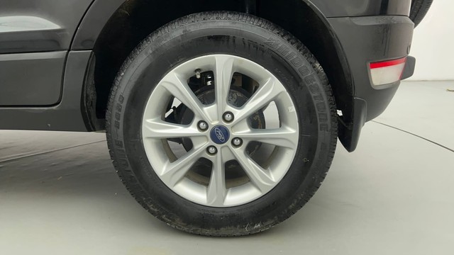 Second-hand 2018 Ford Ecosport Titanium for sale in Ahmedabad-19