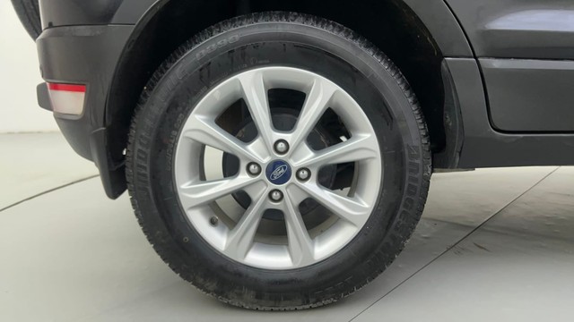 Second-hand 2018 Ford Ecosport Titanium for sale in Ahmedabad-18