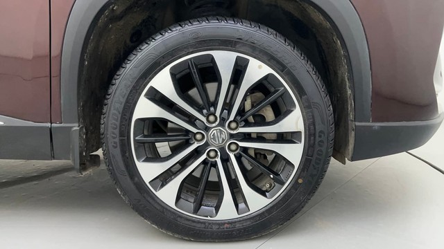 Second-hand 2021 MG Hector Plus 1.5 Turbo Sharp Pro 7 Str BSVI for sale in Ahmedabad-17