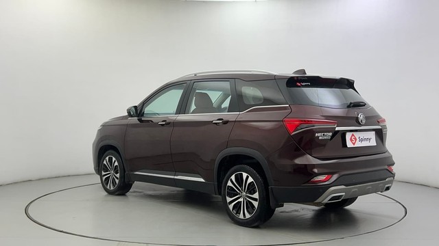 Second-hand 2021 MG Hector Plus 1.5 Turbo Sharp Pro 7 Str BSVI for sale in Ahmedabad-5