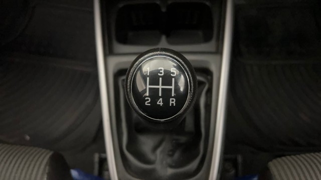 Second-hand 2024 Maruti Suzuki XL6 Zeta CNG for sale in Thane-12