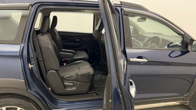 Second-hand 2024 Maruti Suzuki XL6 Zeta CNG for sale in Thane-32