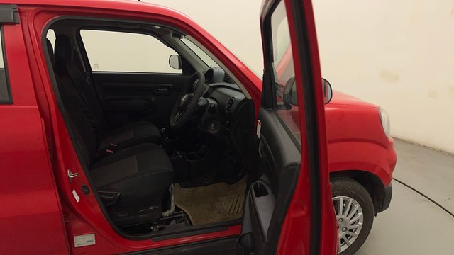 Second-hand 2021 Maruti Suzuki S-Presso VXI CNG for sale in Mumbai-15