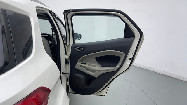 Second-hand 2016 Ford Ecosport 1.5 Ti VCT MT Titanium for sale in New Delhi-25